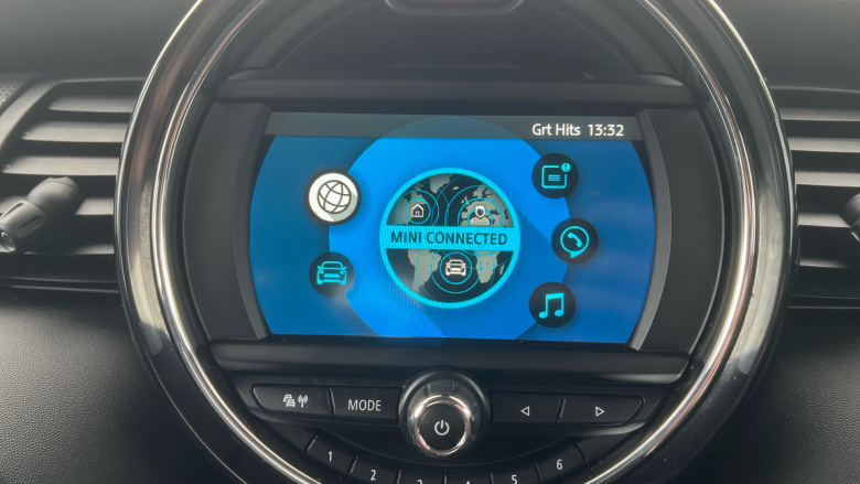 MINI Hatchback 1.5 Cooper II 5dr Petrol Hatchback